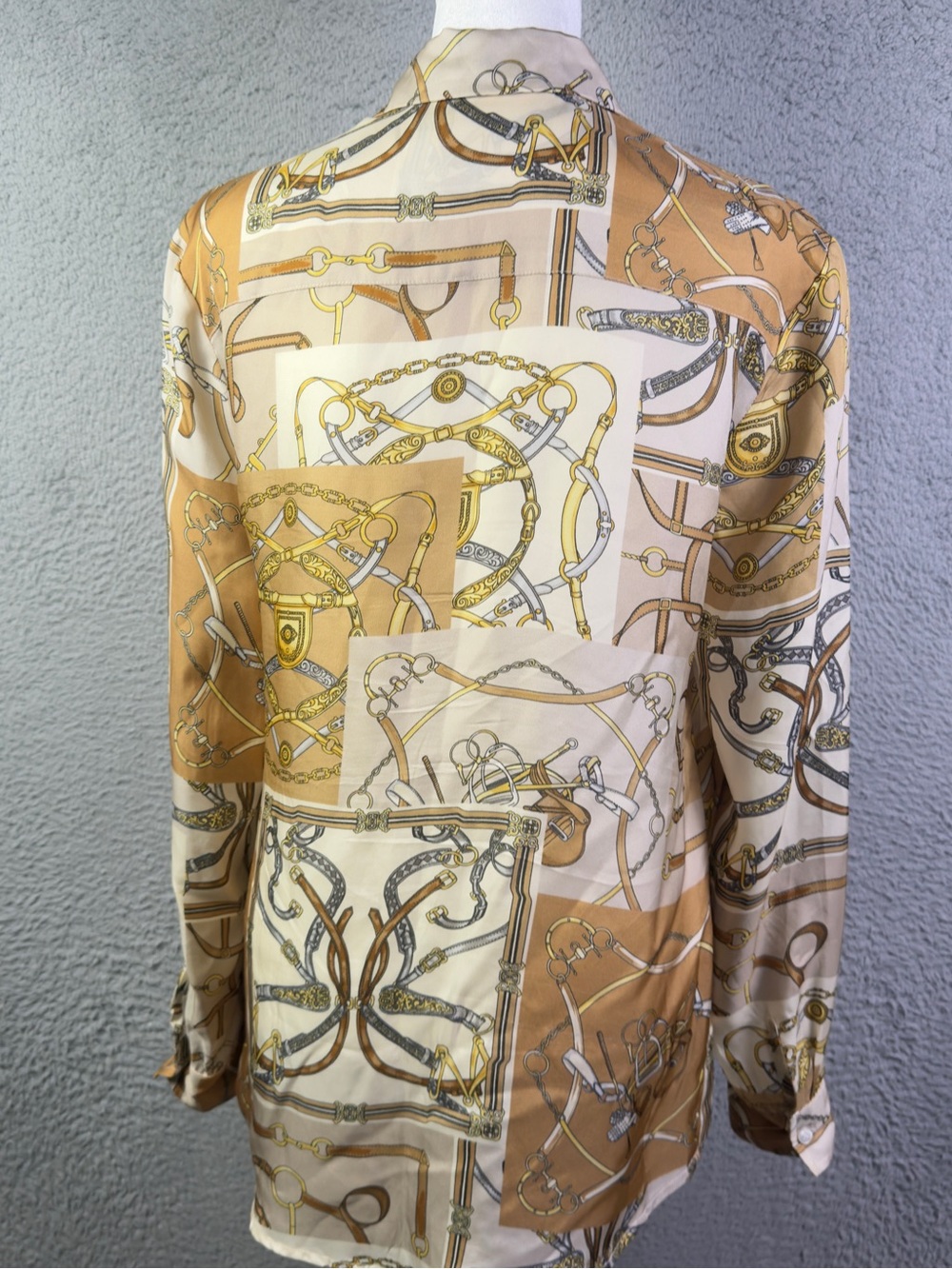J McLaughlin Top Women XS Tan Brown Rope Belts AOP Silk Blend Button Long Sleeve - Picture 3 of 8